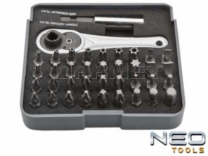 Końcówki wkrętakowe z uchwytem i grzechotką - 38 sztuk - NEO TOOLS (06-105)