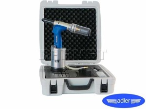 Profesjonalna nitownica pneumatyczna AD-6020, średnice dysz: 4, 4.8, 6.4MM - ADLER (MA6020)